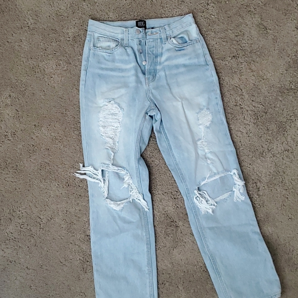 BDG slim straight jeans size 28